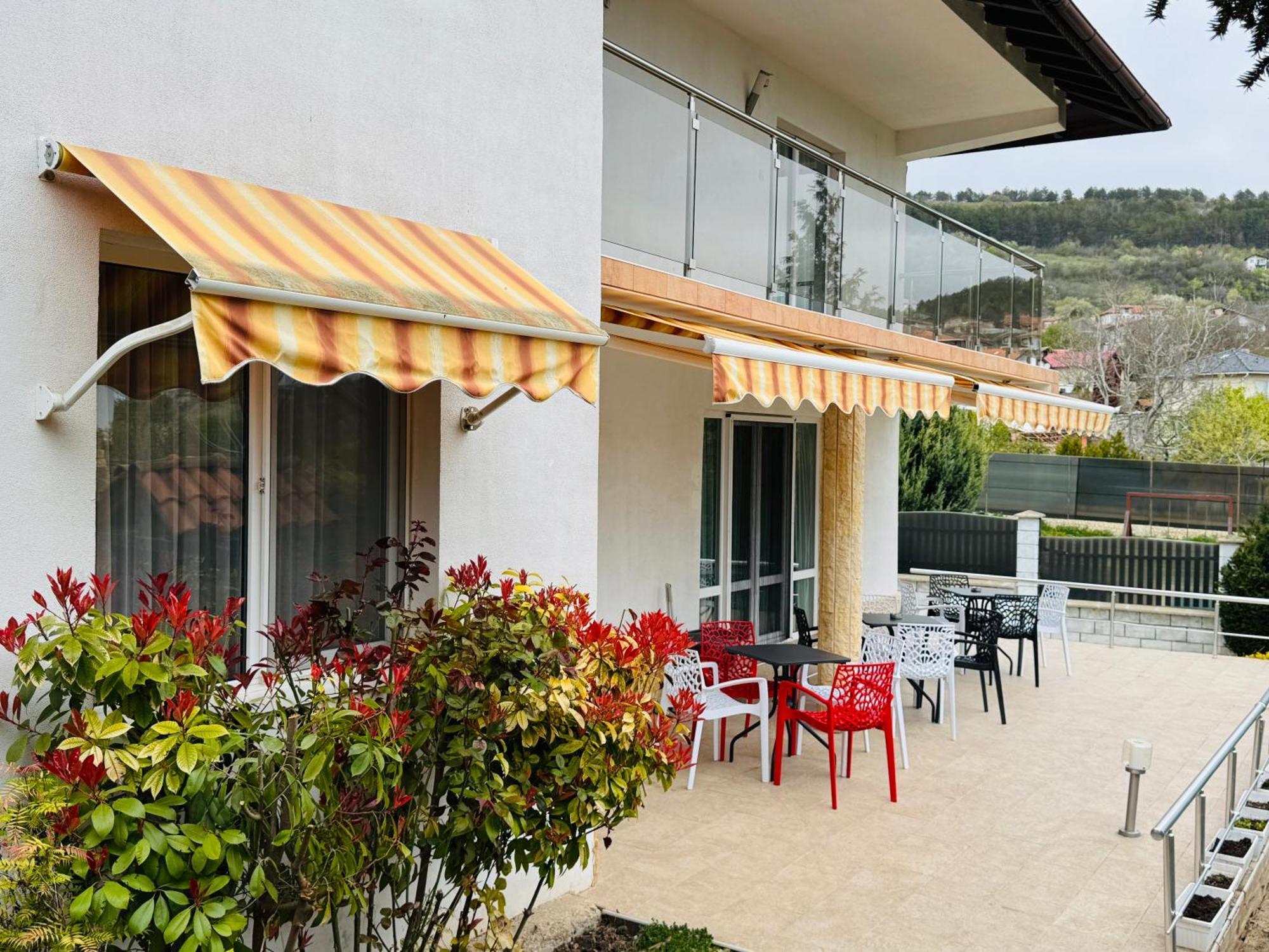 Villa Holiday Baltjik Exteriör bild